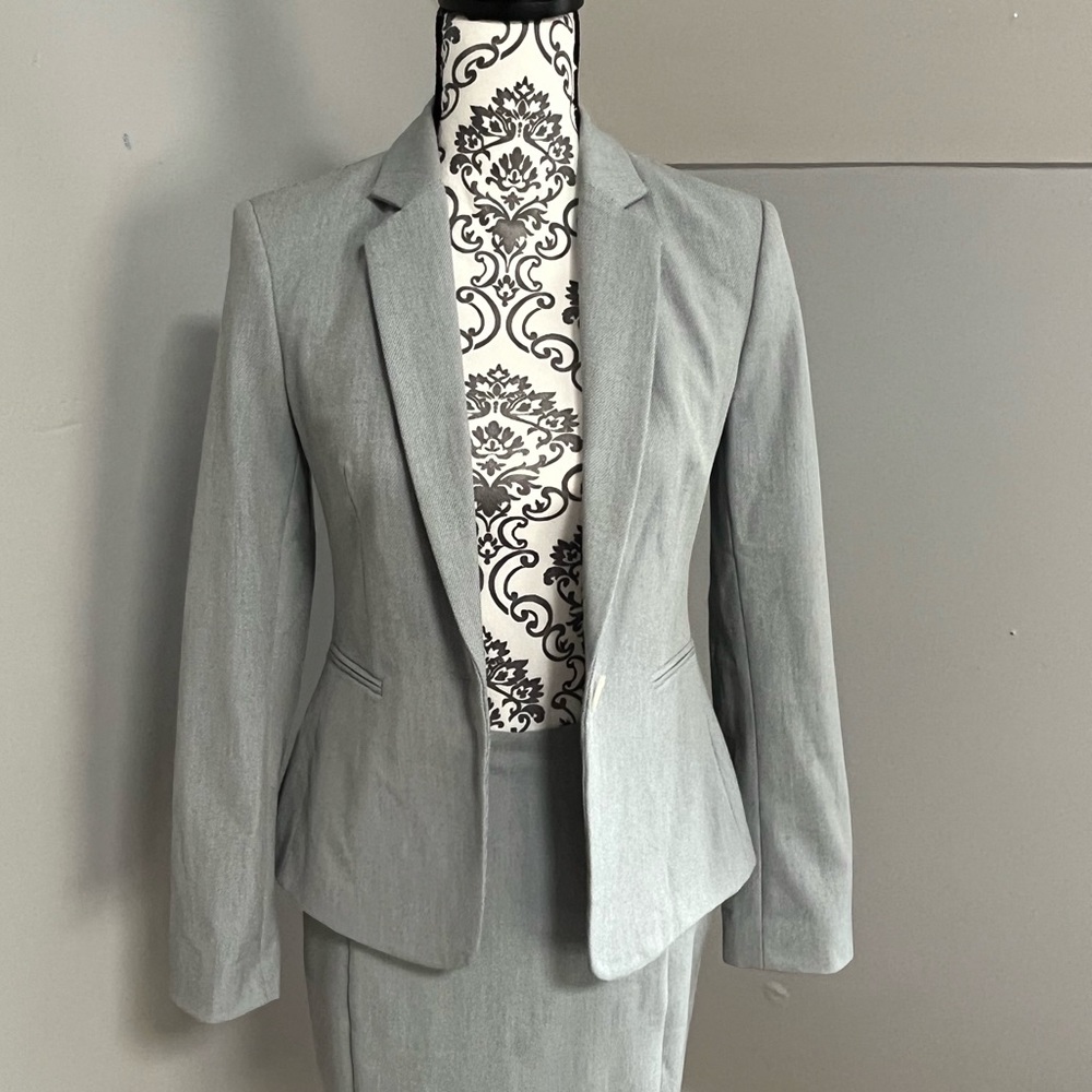 Express NWOT light green blazer